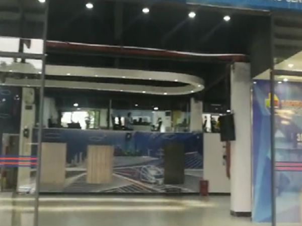 Fabricante de equipos de recubrimiento para polímeros y materiales inorgánicos